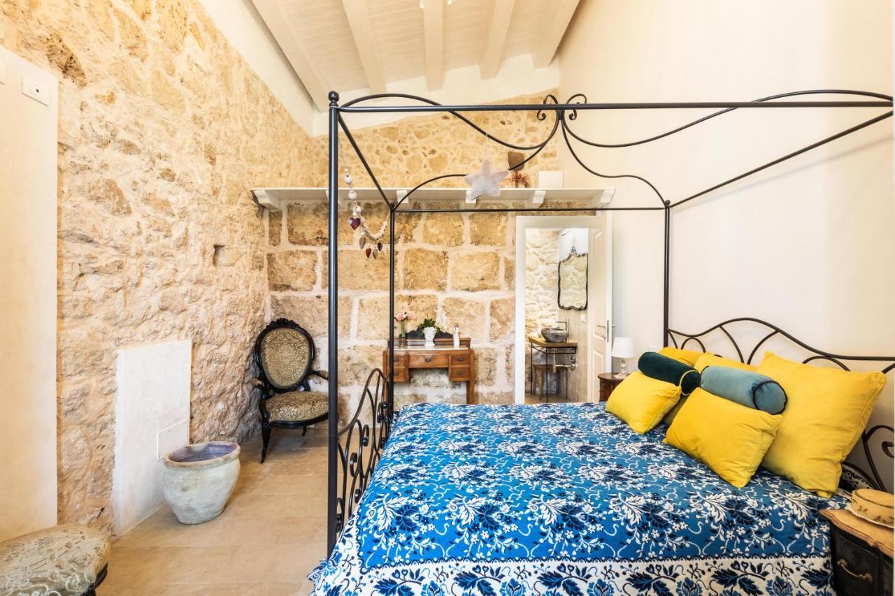 Bed and Breakfast Michael Garden à Noto Extérieur photo