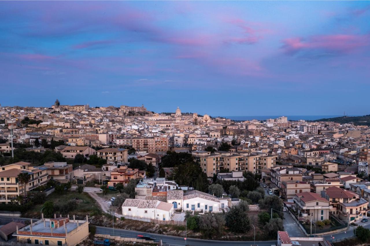 Bed and Breakfast Michael Garden à Noto Extérieur photo